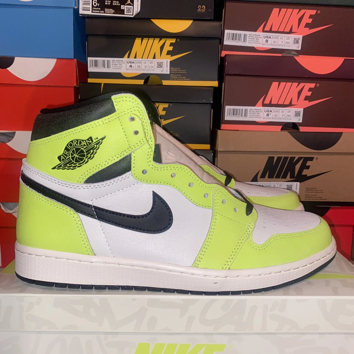 Air Jordan 1 Retro High OG Shoes Visionaire Volt 555088-702 Men's Size 13