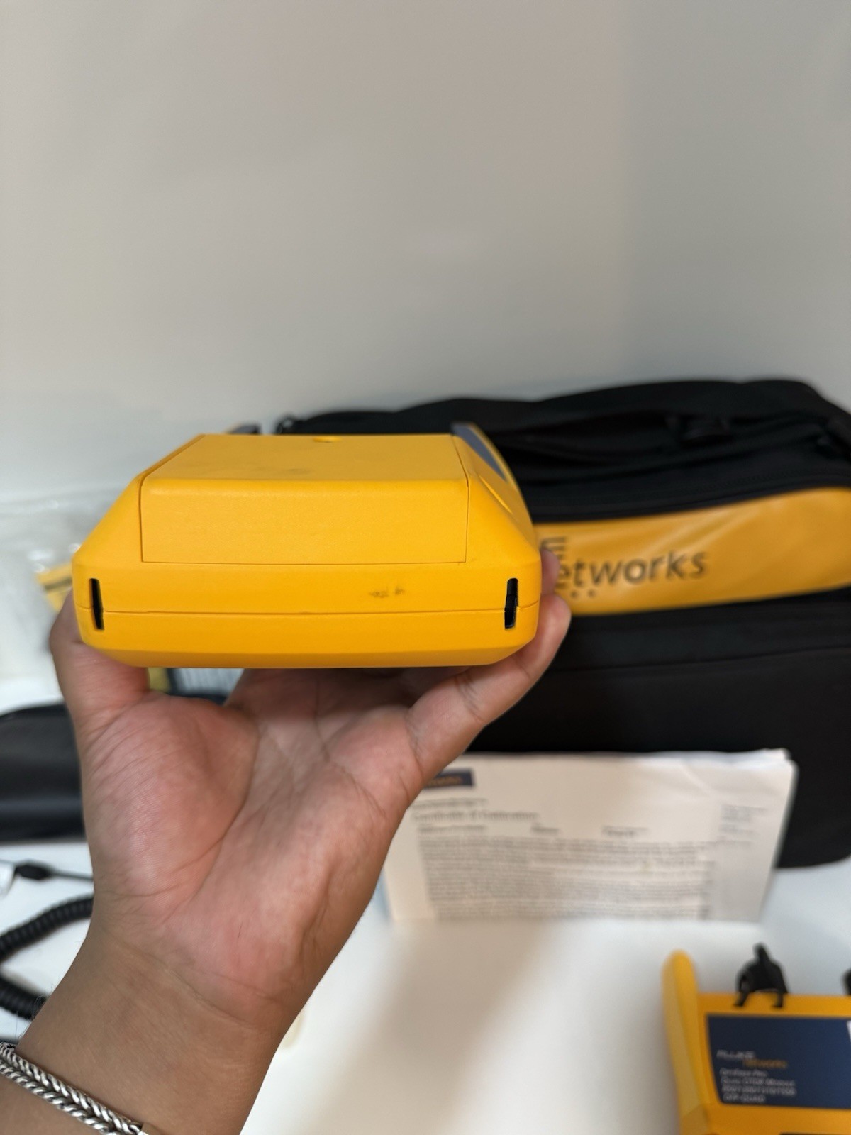 FLUKE NETWORKS VERSIV OPTIFIBER PRO OTDR KIT W/ QUAD OTDR MODULE & ACCESSORIES