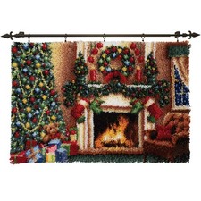 Herrschners Christmas Eve Kit Hanger Latch Hook Kit