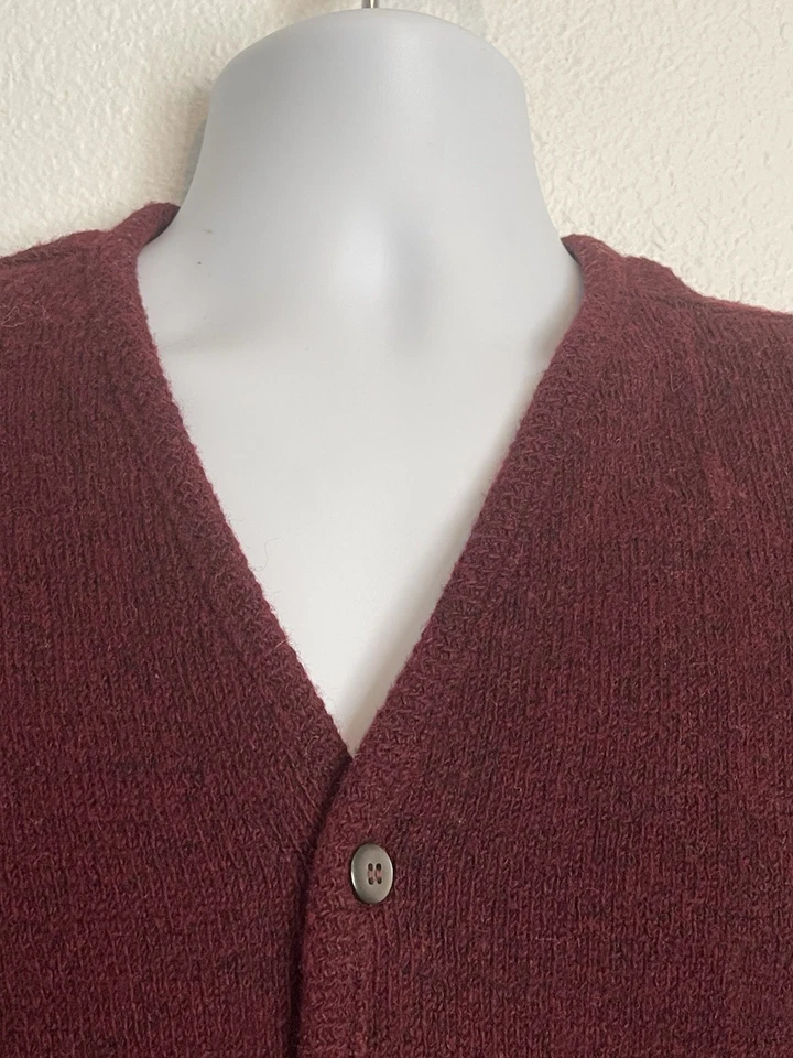 VTG 1960s Pebble Beach Cali Lambs Wool Blend Burgundy Grandpa Cardigan Sz Small - Image 2 of 4
