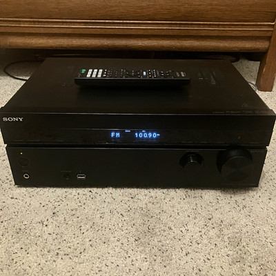 Sony STR-DH740 7.2 Channel 4K AV Receiver Bundle w/ Remote - Tested
