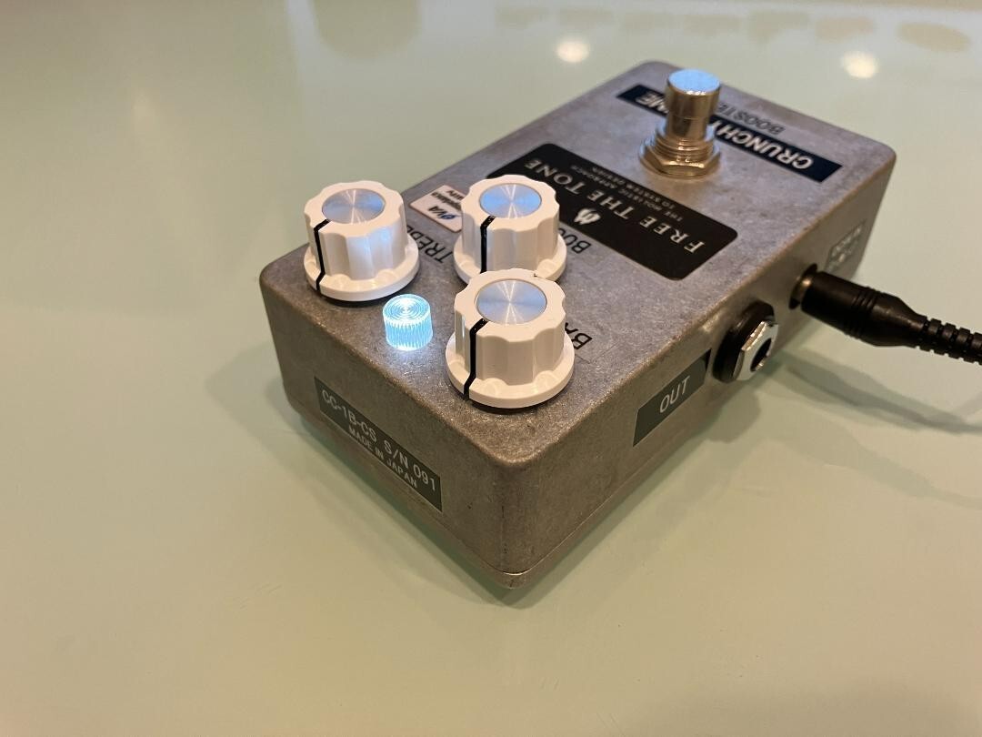 FREE THE TONE CRUNCHY CHIME CC-1B-CS effecter Limited 150 FREE THE TONE CRUNCHY CHIME CC-1B-CS effecter Limited 150