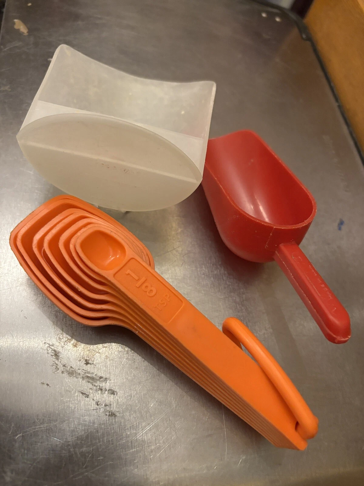 Vintage Tupperware Orange Measuring Spoons Set & Two Scoops