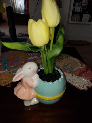 Adorable Ceramic BUNNY Egg Planter With Realistic Tulips Easter Decoration 