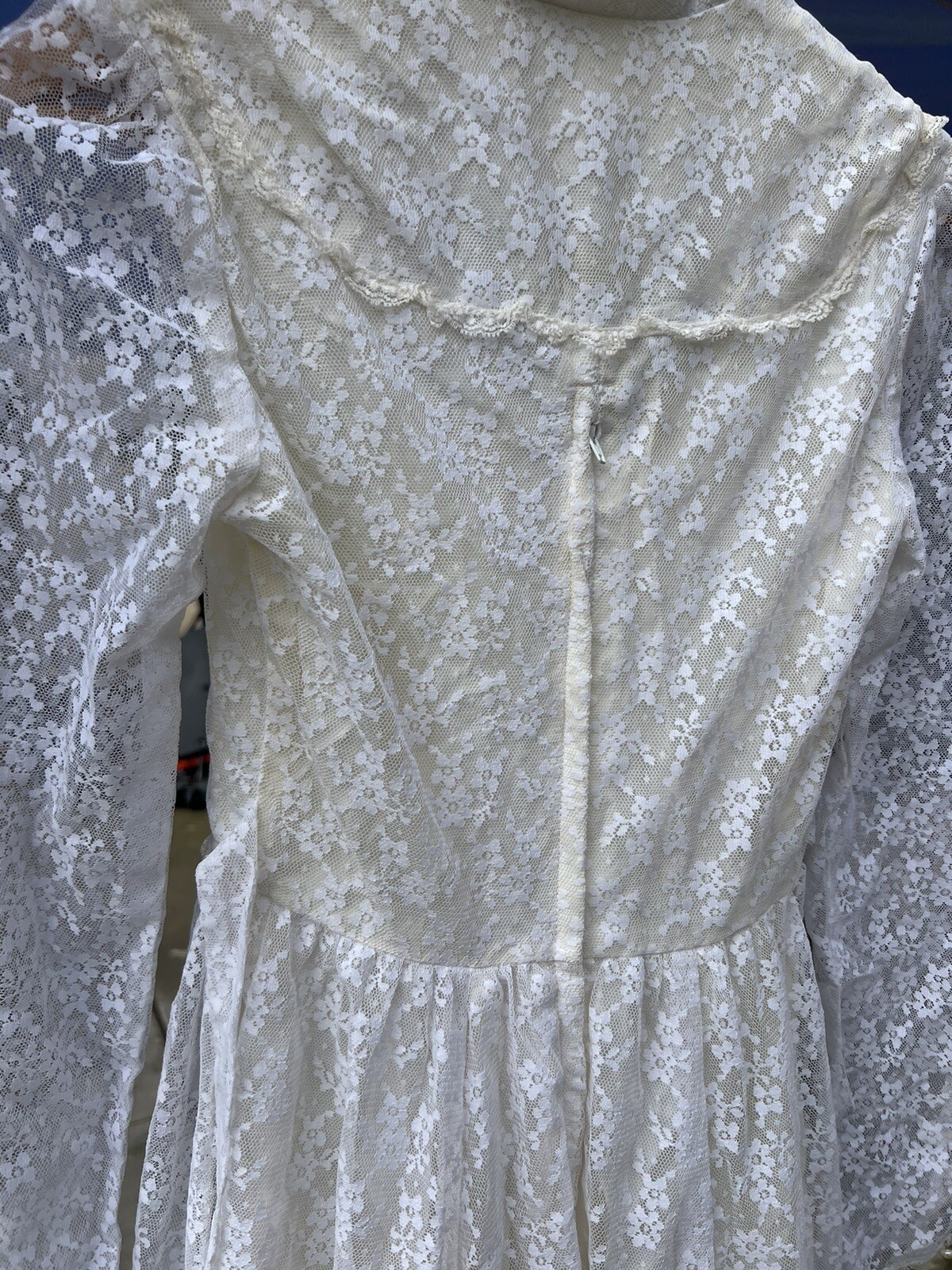 Picture 14 of 24