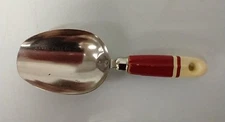 VINTAGE CIRCA 1950'S EKCO A&J USA SCOOPER RED & WHITE HANDLE 1/4 CUP LEVEL FULL
