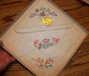 Boxed Set 3 Vintage Ladies Handkerchiefs Hankies SWISS Hand Loom Embroidery