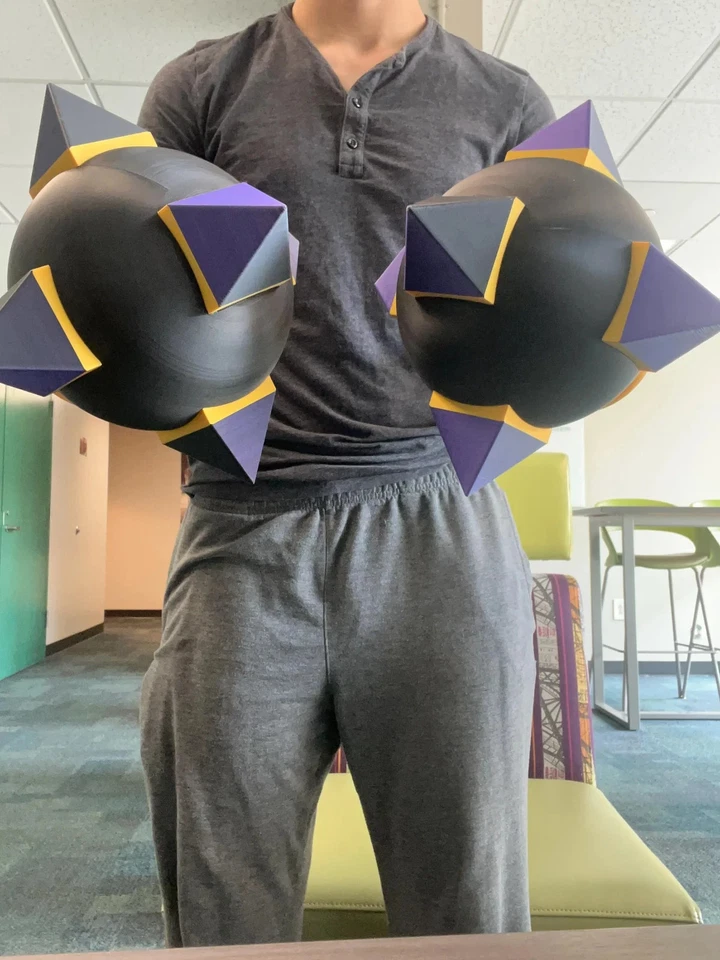 Guanteletes portátiles EVO Mega Knight - Armadura inspirada en Clash Royale Juegos con disfraces Foto 2 de 4