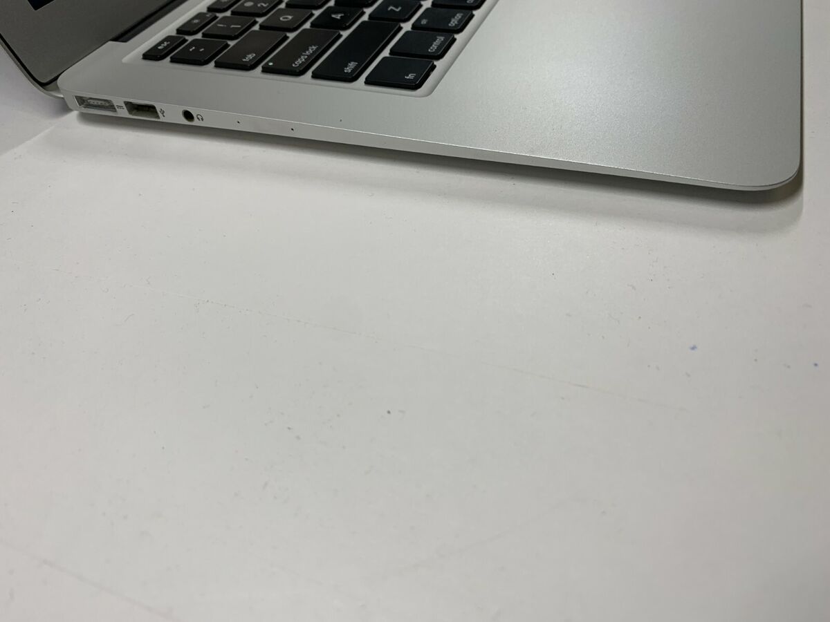 APPLE MACBOOK AIR 11 INCH LAPTOP - BIG SUR - 512GB SSD APPLE MACBOOK AIR 11 INCH LAPTOP - BIG SUR - 512GB SSD