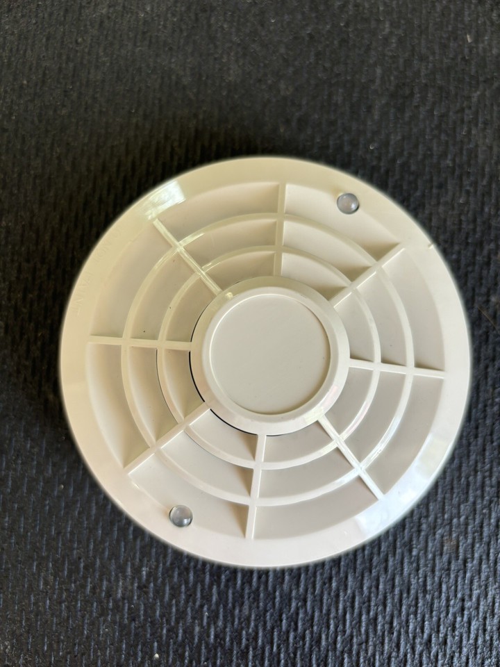 Notifier FSP-951 Smoke Detector - Intelligent Addressable Photo