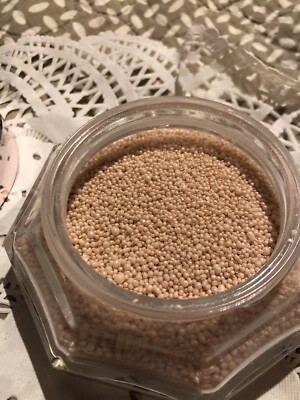 viktor rolf flowerbomb perfumed bath pearls in jar weighs 4.83 oz