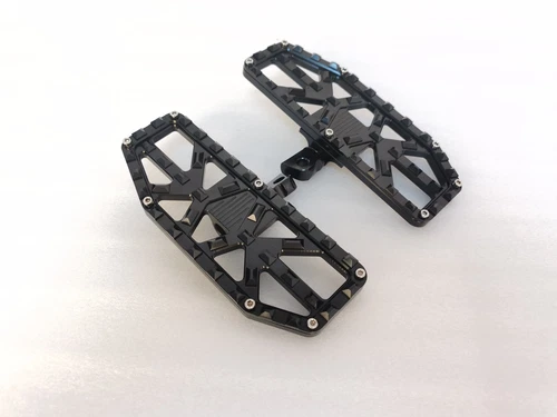 MX Driver Passenger Floorboard Foot Peg For Harley Tri Street Glide FLHX FLHXS - Bild 19 von 21