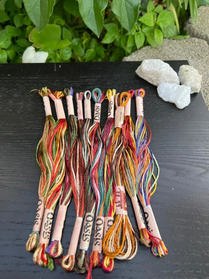 30 Variegated Silk Rayon Embroidery Threads - Cross Stitch Floss Lot - Image 4 of 4