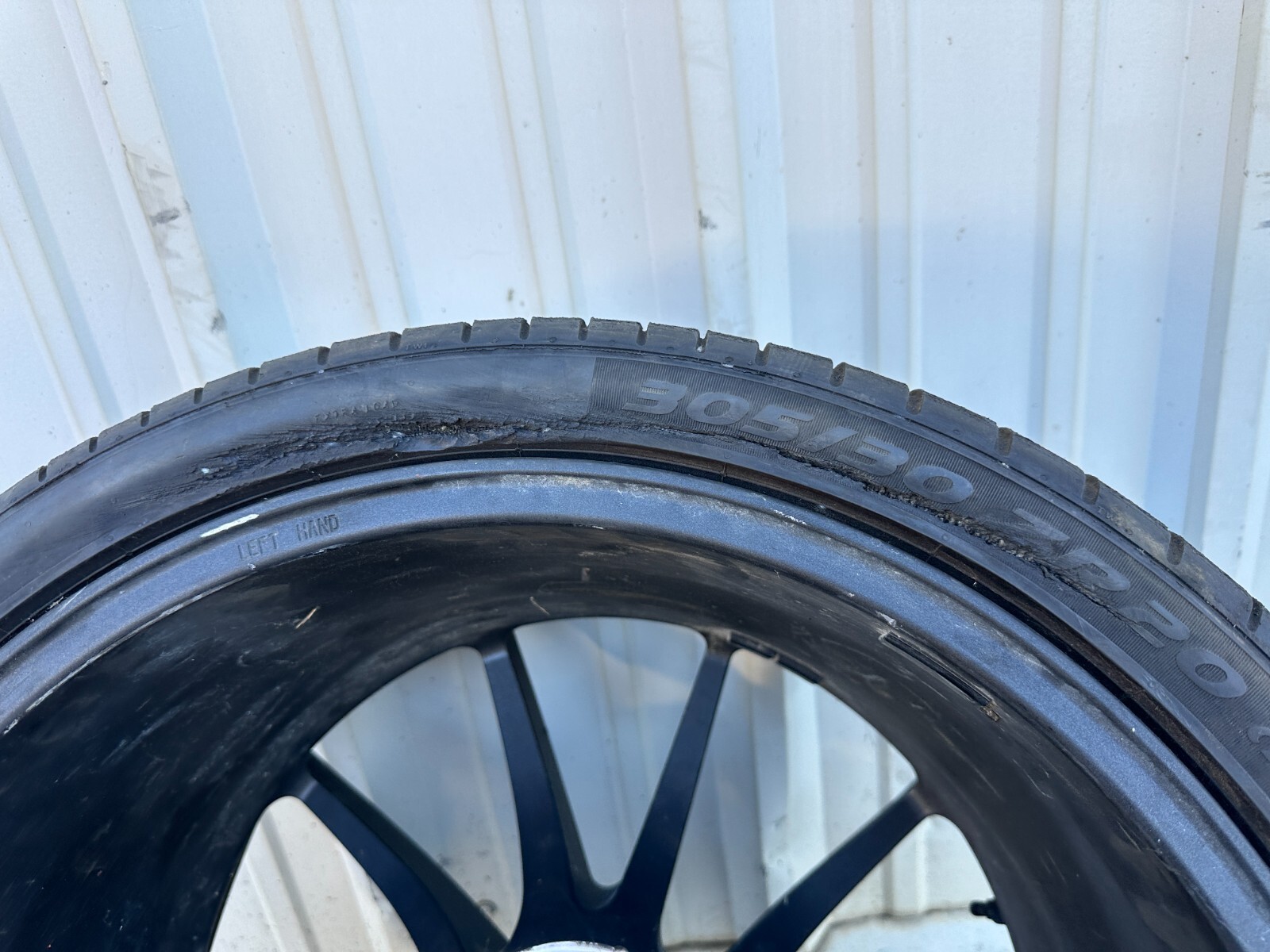 MCLAREN 720S OEM GENUINE WHEEL RIM TIRE *DAMAGE* 20X11 +24.75 14B0406CP
