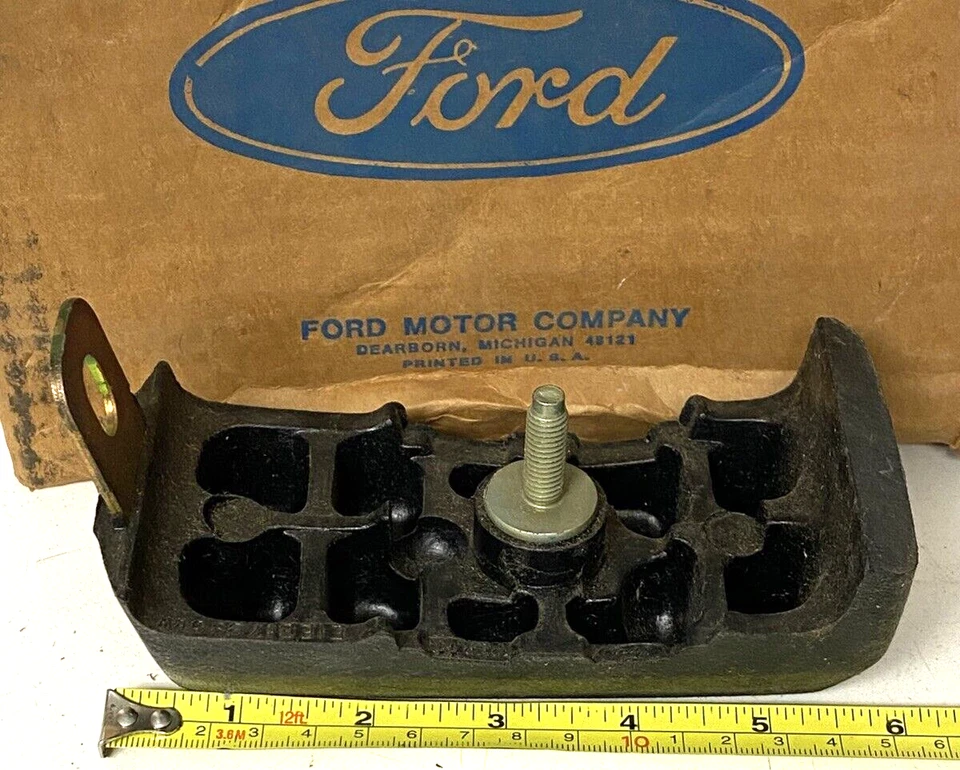 NOS 81,2,3,4,5?FORD ESCORT BUMPER GUARD,MERCURY LYNX,RH,LH,PASSENGER,DRIVER SIDE - Image 4 of 4