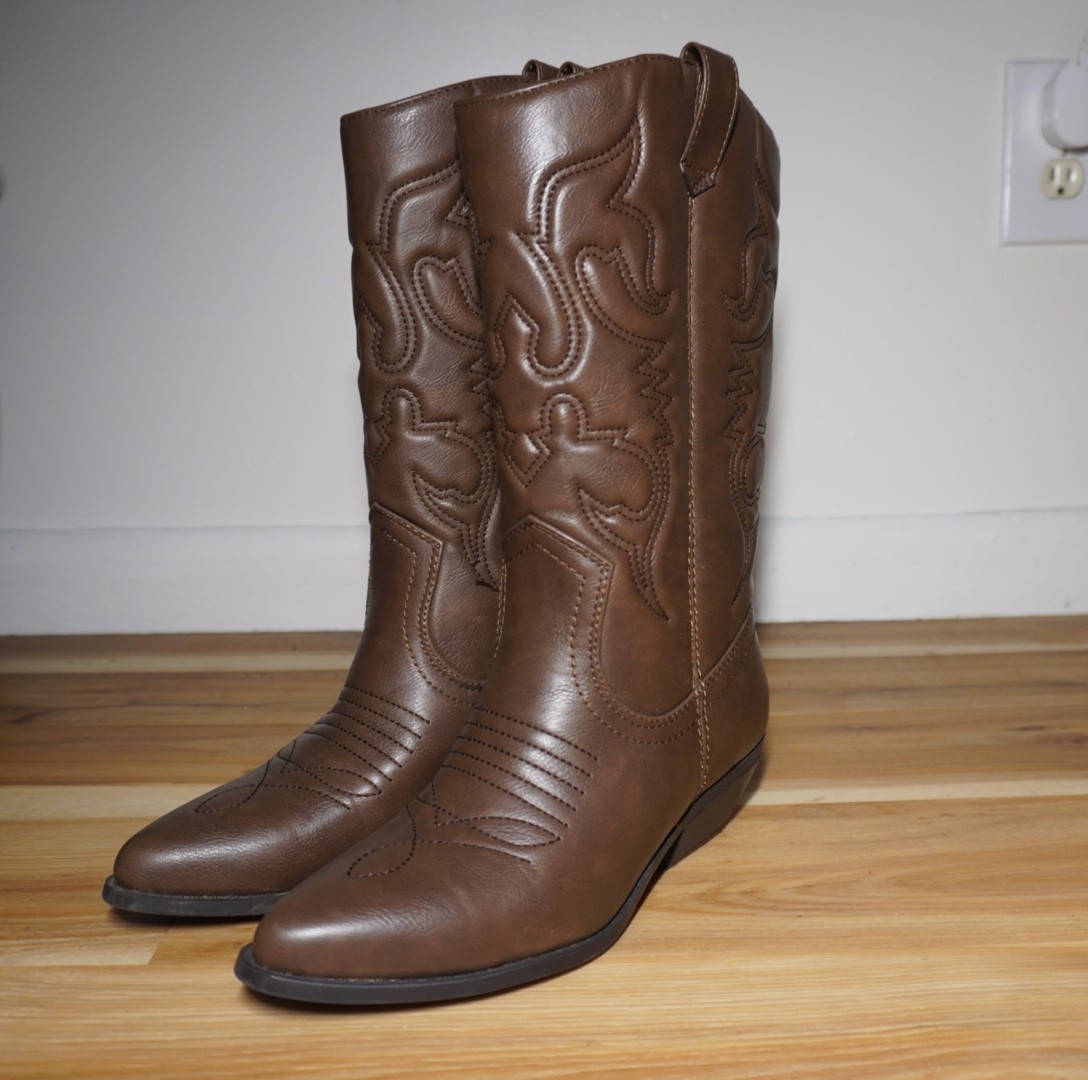 Soda Dark Brown Western Embroidered Mid-Calf Heeled Boots Faux Leather Size 8.5