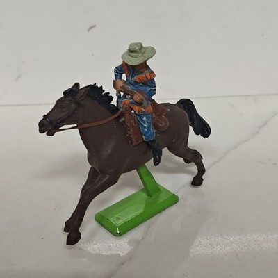 Britains Deetail Vintage Cowboy on Horse Made in England 