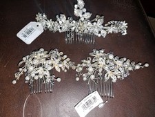 Wedding Bride Comb Set Hair Accessory with Rhinestones and Pearls Silver NWT.