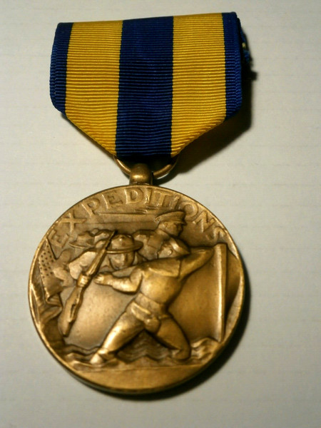 MEDALLA MILITAR ESTADOS UNIDOS. EXPEDICIONES NAVY. PRECIOSA. COMPLETA.