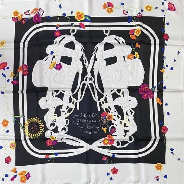 Hermes Scarf Brides Fleuries 90 cm silk black Carre flower Brides