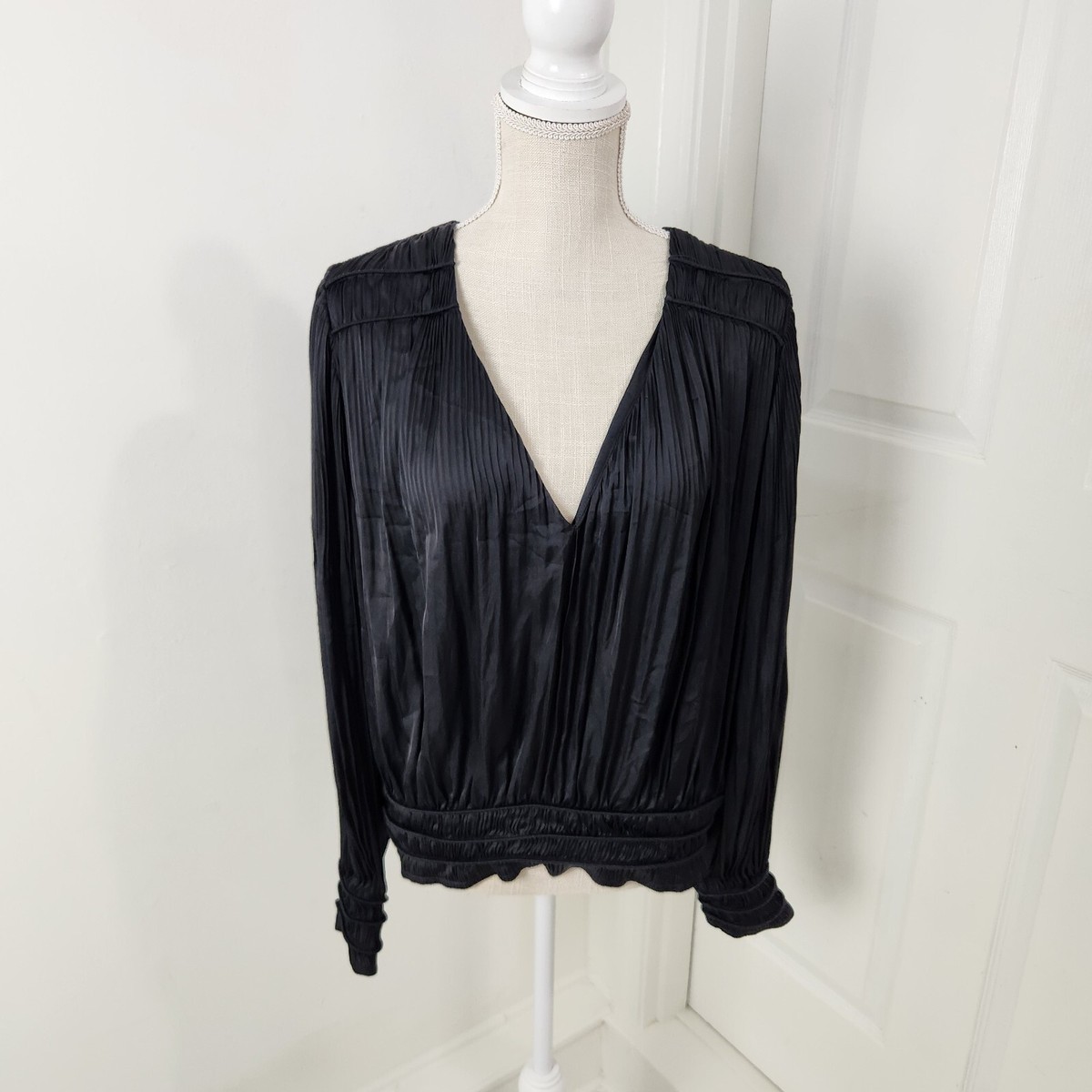 Frame Top Womens XL Black Full V Neck Pleated Smocked Waist Blouse