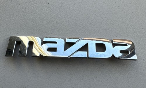 2000-2006 Mazda MPV Rear Emblem Name Plate LC62-51710 - Picture 4 of 6
