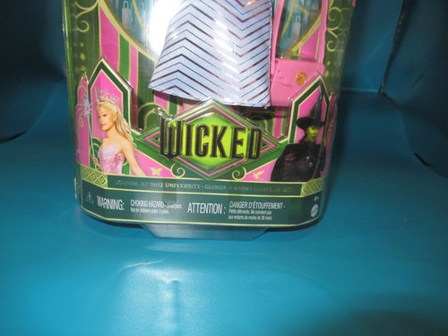 Wicked Glinda an der Shiz University - Bild 3 von 6