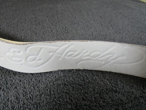 Vintage Ed Hardy Love Kills Slowly Belt Buckle And White Embossed Leather Belt - Picture 6 of 11