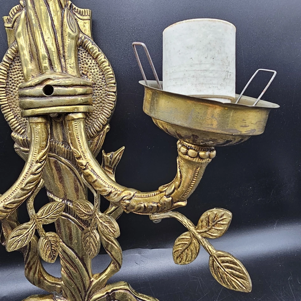 Aplique de pared francés con motivo de cinta de latón candelabro vintage Foto 4 de 4