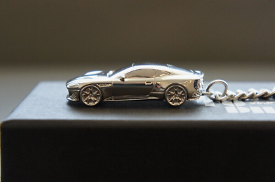 NIB Aston Martin DBS Superleggera 007 James Bond Silver