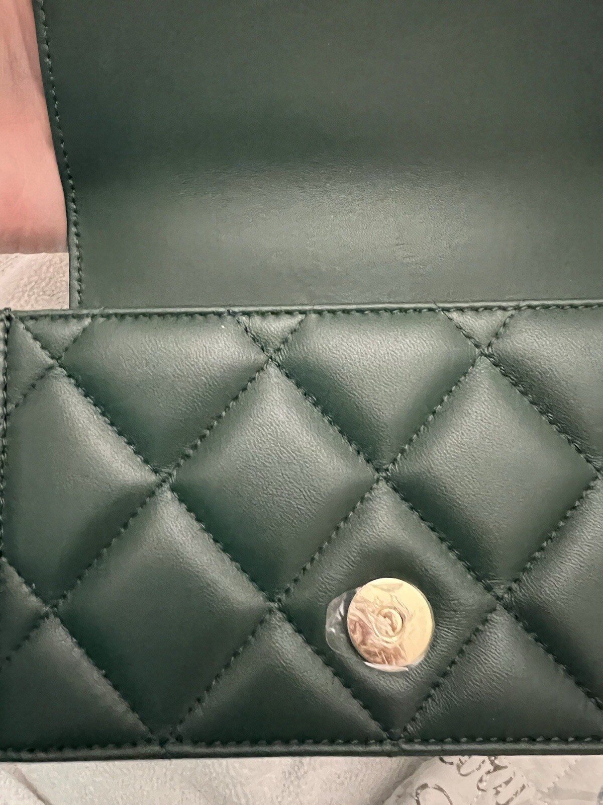ALEXANDER MCQUEEN Lambskin Quilted Knuckle Shoulder Bag Green NWT W/ Dustcover image 9