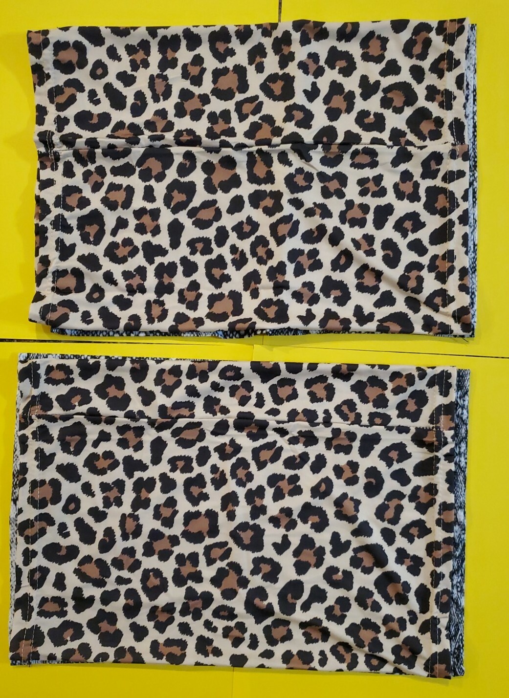 4 pack Genovega Protection Face Cover Mask Neck Gaiter Balaclava Cheetah Leopard