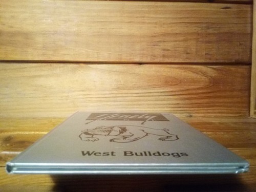 (C24BH) "WEST BULLDOGS: NINETY-ONE" WEST JUNIOR HIGH SCHOOL, TAYLORSVILLE, N.C. - Picture 9 of 24