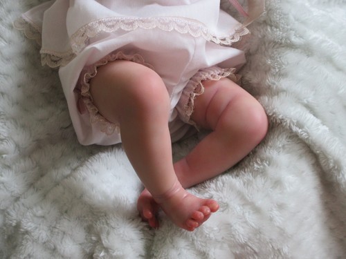 Reborn Baby Doll LUNA - Hand Painted in Australia includes 2 Custom-made Outfit - Picture 8 of 16
