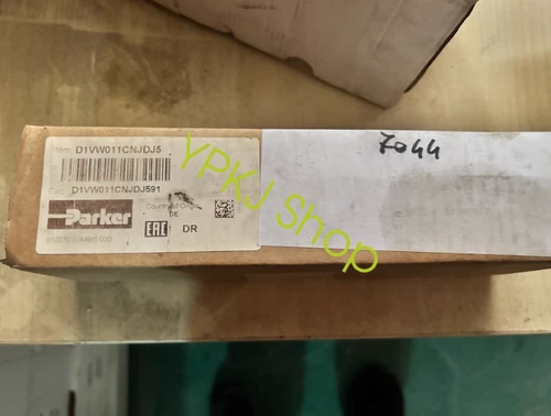 1PCS NEW Parker D1VW011CNJDJ591 valve Fast Shipping Via DHL/FedEX