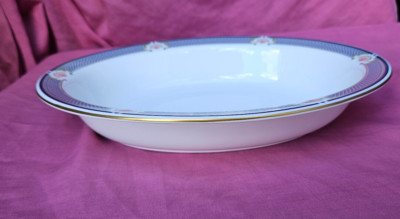 Wedgwood WAVERLEY offene ovale Gemüseschale. misst 103 4 x 8 Zoll.