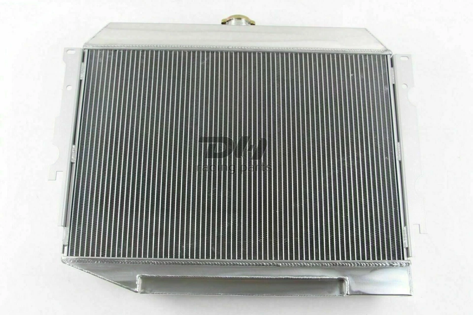 4 ряда алюминиевых радиаторов для 68-74 Dodge Challenger/Plymouth Satellite V8 Small Block - Изображение 4 из 4