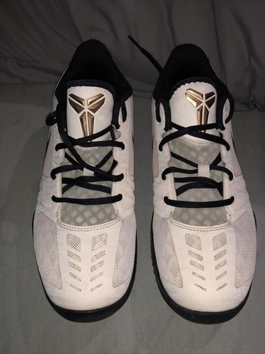 kobe 8 white and gold