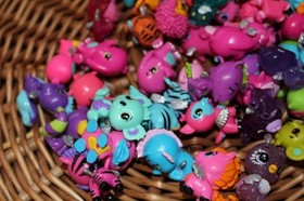 CUTE Hatchimals COLLEGGTIBLES Random LOT Bag (9) Assorted Seasons NO DUPLICATES