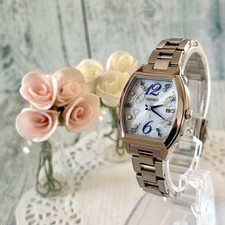 Limited SEIKO LUKIA 1B22 0BC0 Wristwatch Radio Solar Tonneau Type