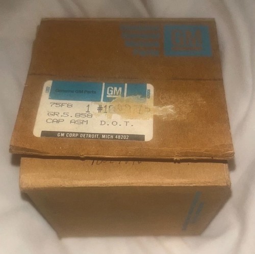 1970s-1980s Pontiac 1 aluminum wheel center cap with crest #10024896 NOS GM - Picture 4 of 5
