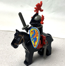 LEGO Black Knight 6009 Castle Complete Except Brown Lance Replaced w/Black Lance