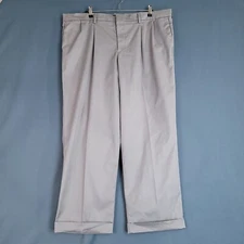 Docker's D3 Classic Fit Men's Iron Free Khaki Pants Size 42 x 30 Pleated Front