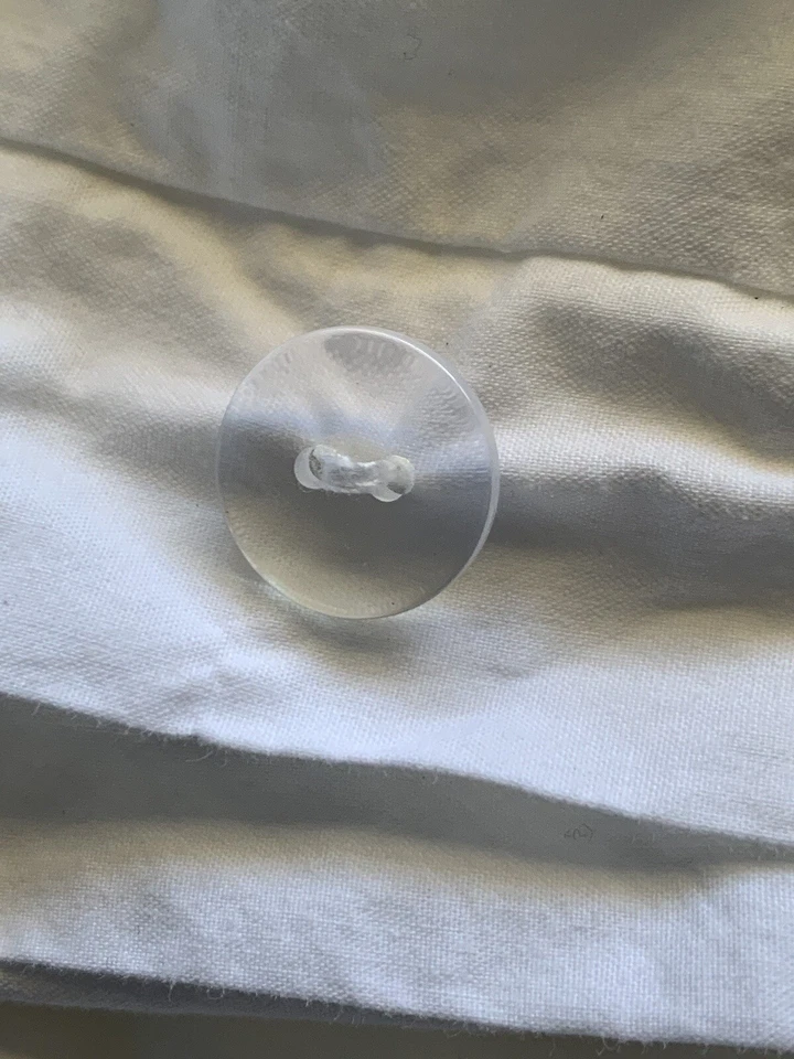 Tahari F/Q Duvet White With Blue Embroidered Border w/2 Shams 100% Cotton 88x84 - Image 3 of 4