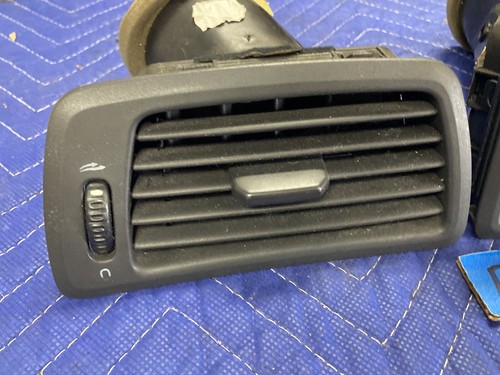 2004-2007 Volvo S60R S60 V70R Dash Vents HVAC AC Heat Air Vent OEM #2873M - Picture 5 of 10