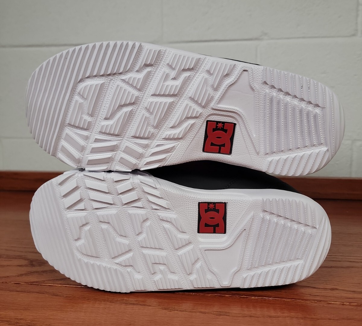 Dc Shoes Phase 2021 Men’s Snowboarding Boots Size 10.5 White Red Black DC Phase 2021-2022 Snowboard Boots Review | main image 4
