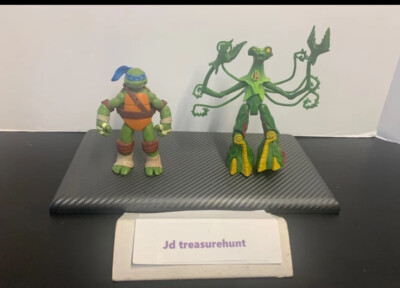 Lot Of 2 2012 Viacom Teenage Mutant Ninja Turtles Action Figures Pre-Owned  