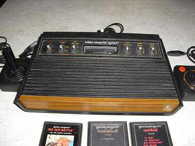 Atari 2600 6 SWITCH with joysticks, adapter, 7 games combat, air
