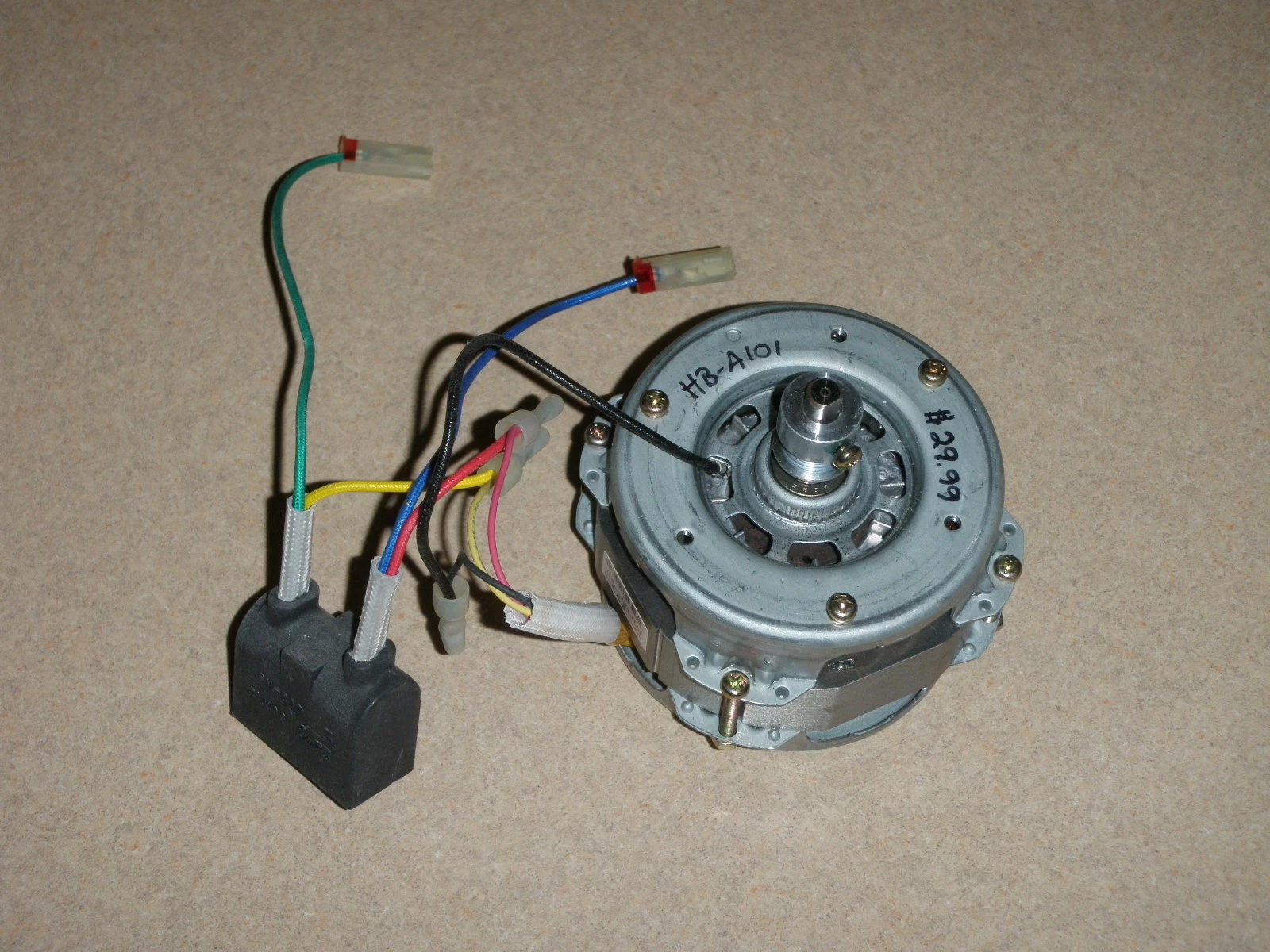 Motor + Run Capacitor for Hitachi Automatic Home Bakery Breadmaker Model HB-A101