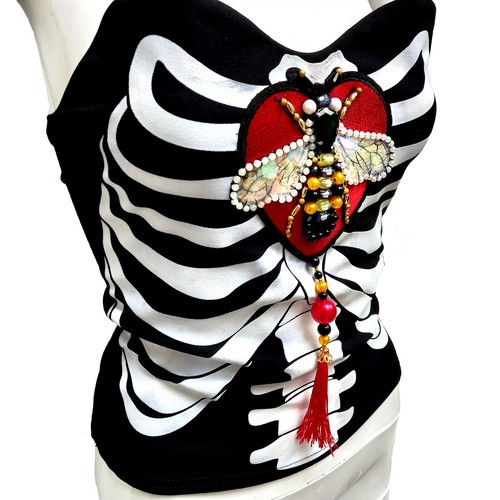 woman clothing summer top t-shirt original luxury rare bee heart skeleton bones - Picture 4 of 12